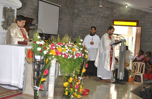 Carmelites at Infant Jesus Shrine
